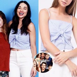 ISO Movint front knot crop top ASO Crystal Reed